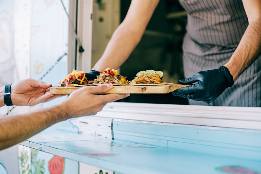 A Guide to Run a Food Truck Business